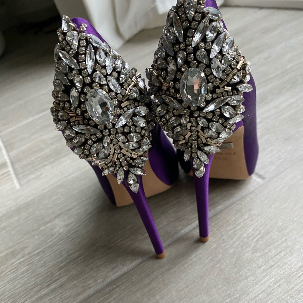 Badgley Mischka Kiara Pumps
